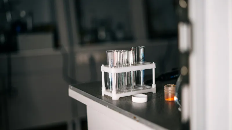 The Chemistry Student Whose Lab Mistake Created Fashion History