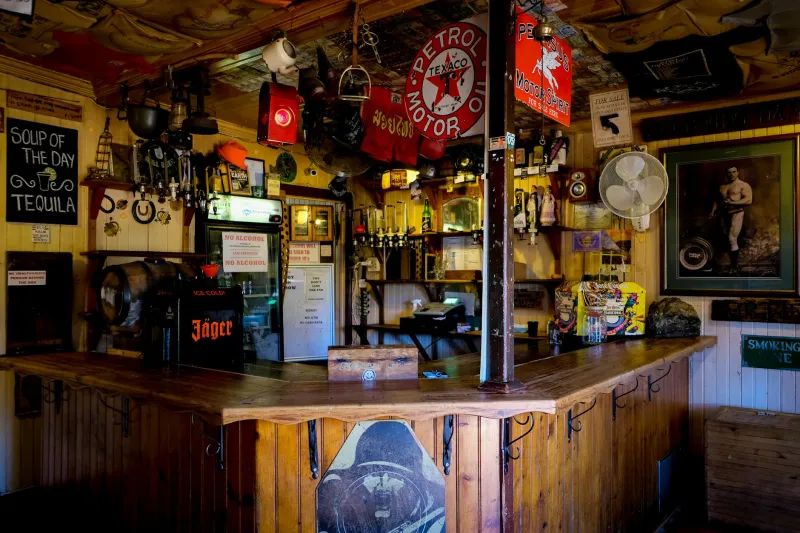 The Saloon Fight That Accidentally Ended a 30-Year War: How a Montana Bar Brawl Solved What Diplomats Couldn't